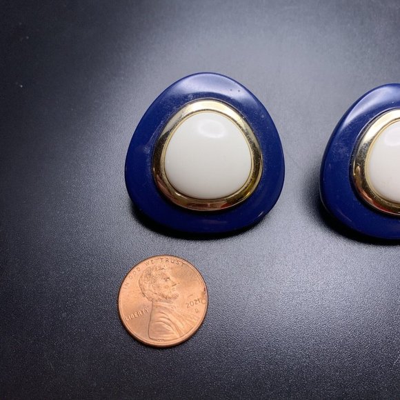 Chunky Bold Earrings Navy Blue White Gold Tone 80s 90s Big Large Runway Vintage - Picture 6 of 6